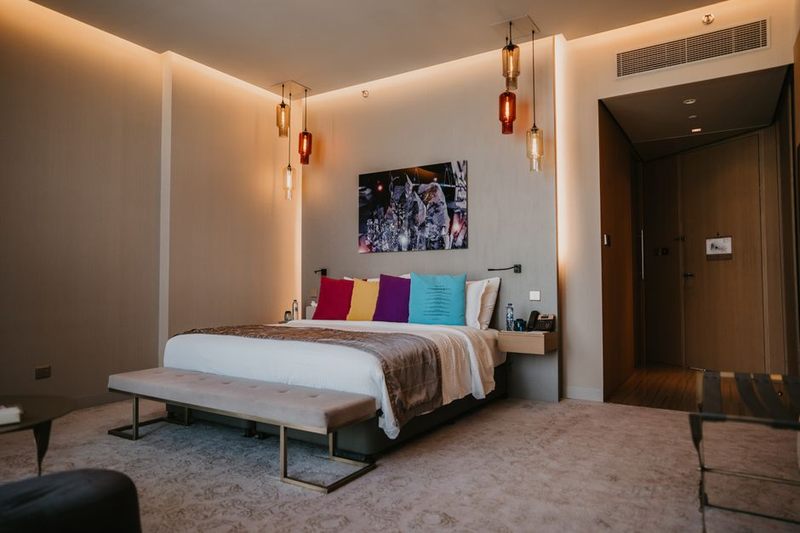 Executive Lounge Suite